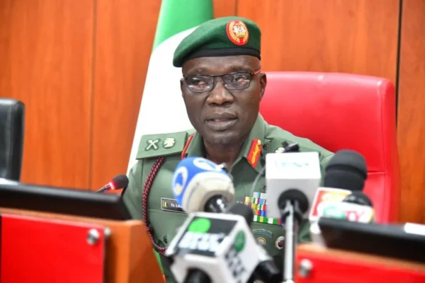 BREAKING: Nigerian Army Retires 15 Generals From Service