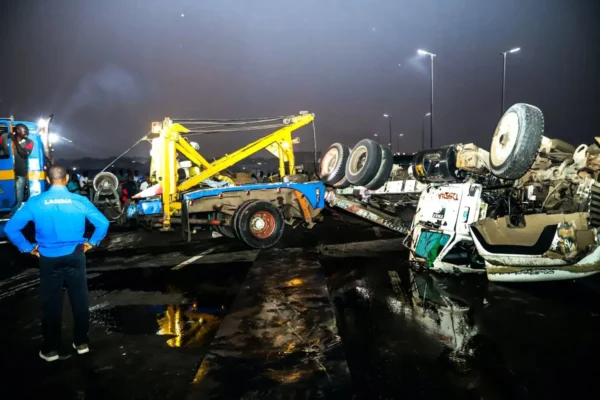 PHOTOS: Gridlock On Lagos-Ibadan Expressway After Multiple Vehicle Crash